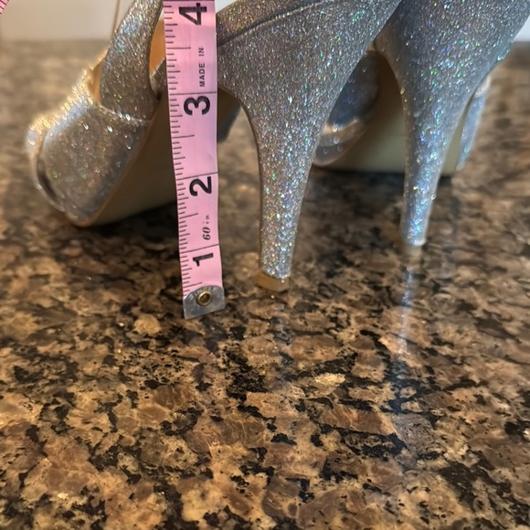 Nine West Silver sparkly Heels EUC 8.5 - Picture 6 of 10